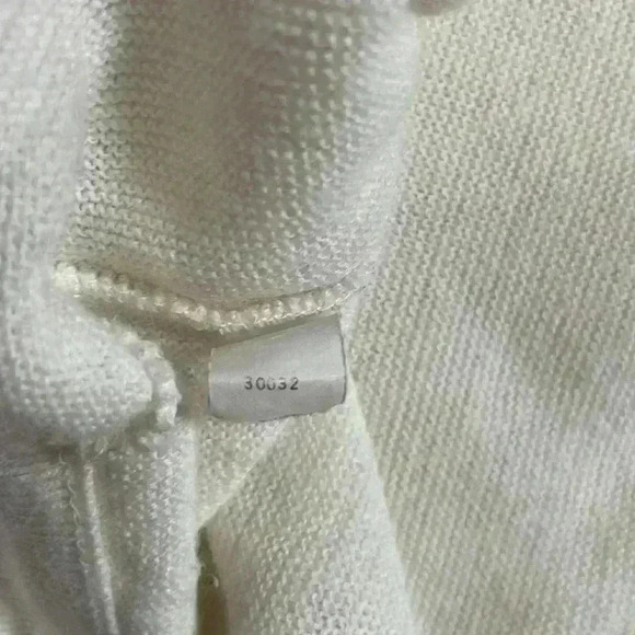 IZOD Lacoste Men’s Ivory V-Neck Pullover Sweater Size L - Picture 5 of 7